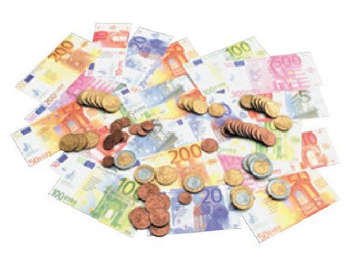 Jeu argent jpc contient 65 billets plastifiés 80 pièces monnaie.