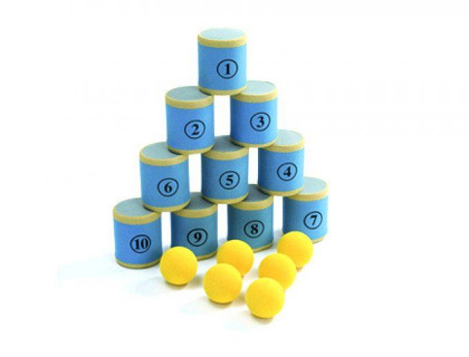 Jeu chamboule tout mousse contient 10 boîtes 10x8cm 6 balles diamètre 6cm.