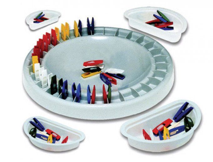 Jeu domino pédagogique composition plateau circulaire 28cm 28 mini-pinces 4cm 4 bacs adapté 4 enfant